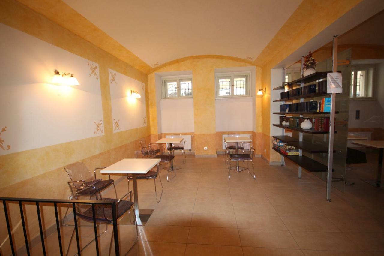 Apartment Halkova 5 Prague Exterior photo