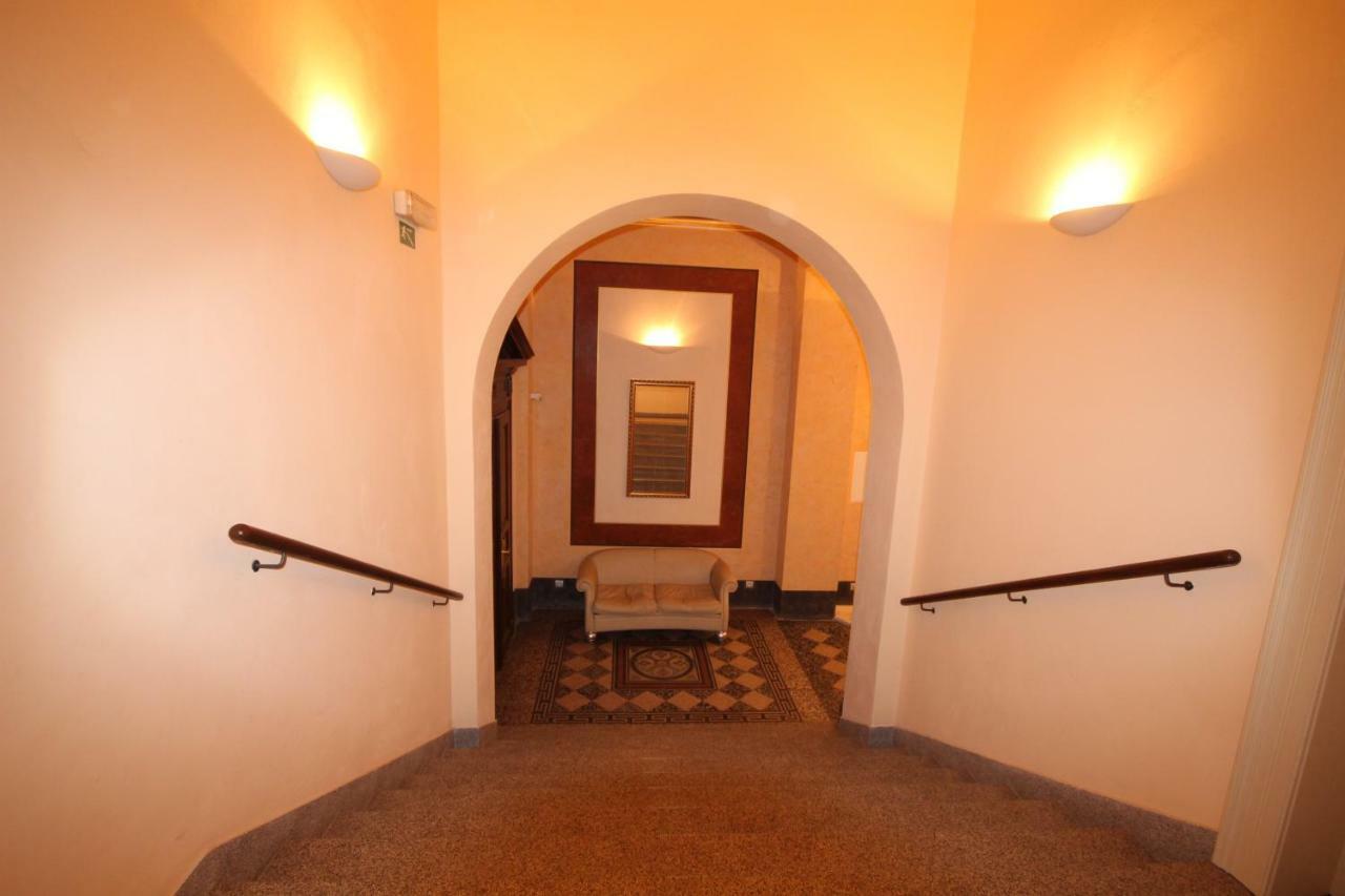 Apartment Halkova 5 Prague Exterior photo