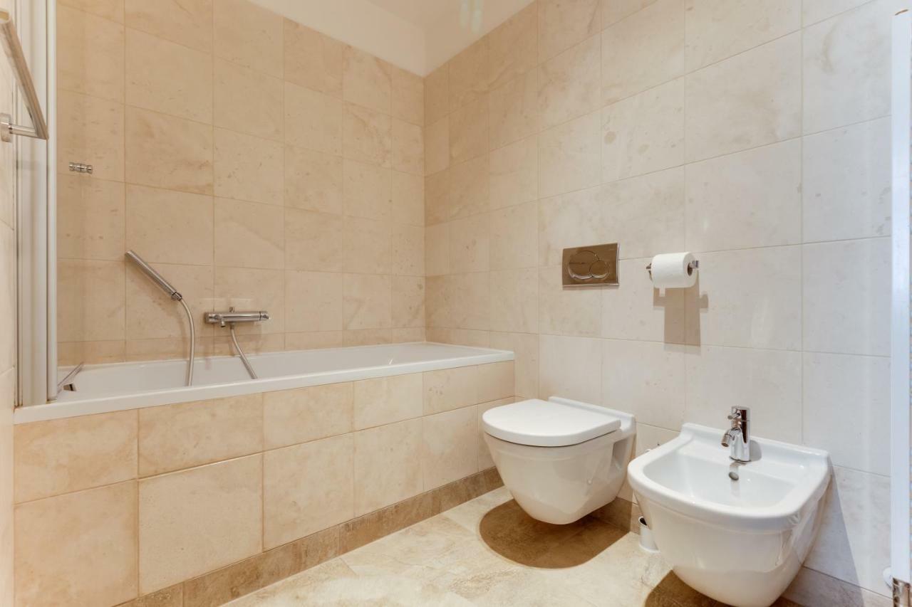 Apartment Halkova 5 Prague Exterior photo